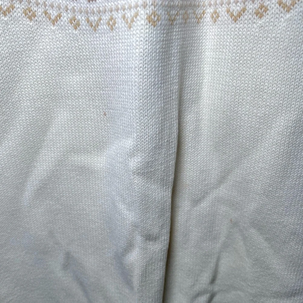 Izod Cream Sweater with‎ Red and Brown Accents